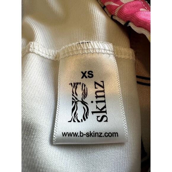 B-SKINZ Women's Cheers Golf/Athletic Skort/Skirt White Size Extra Small - Picture 2 of 6